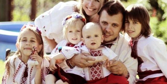 




Уряд запроваджує допомогу багатодітним сім’ям


