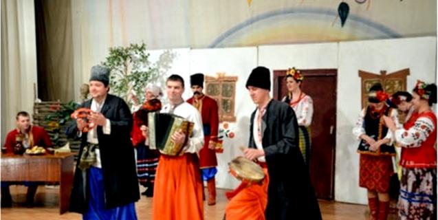 




Визначено найкращі аматорські театральні колективи Черкаської області 


