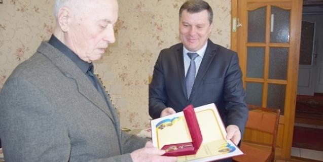




Валентин Тарасенко привітав з ювілеєм колишнього очільника Черкащини Володимира Шаповала



