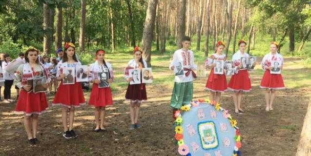 




Юні туристи-краєзнавці з Пальміри стали переможцями обласного фіналу


