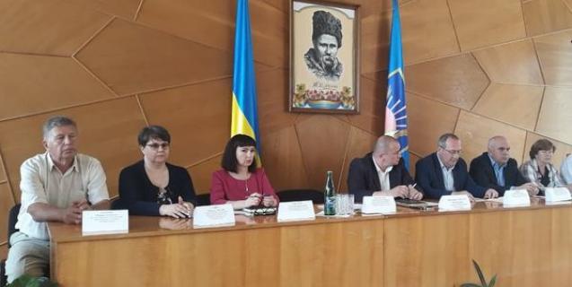 




У Монастирищі проведено виїзний семінар


