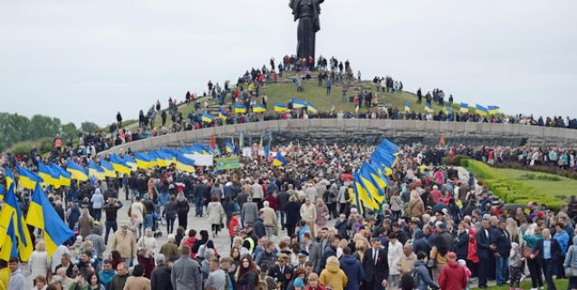 




В обласному центрі День Перемоги відзначили мітингом, народною ходою та покладанням квітів до монументів воїнів-переможців


