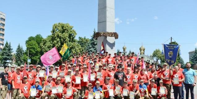 




Урочисте закриття етапу військово-патріотичної гри «Сокіл» («Джура») проведено біля монументу «Борцям за волю України»


