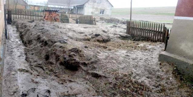 




Уряд готовий допомогти регіонам у подоланні наслідків негоди 


