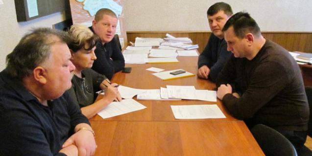 




Постійна комісія розглянула питання господарської діяльності ряду комунальних підприємств і їх кошторисів на 2020 рік


