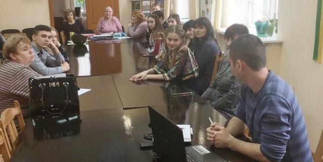 




Визначено переможців обласного конкурсу екскурсоводів музеїв закладів освіти «Край, в якому я живу»


