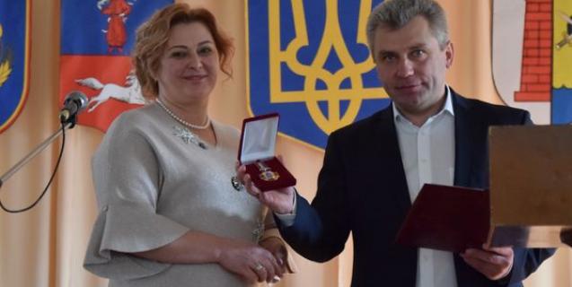 




Голова обласної ради зустрівся з медиками, освітянами та ветеранами Корсунь-Шевченківського району


