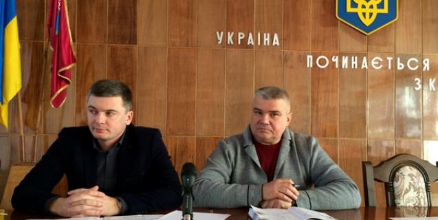 




На нараді з сільськими головами розглянули важливі питання співпраці органів виконавчої влади та місцевого самоврядування


