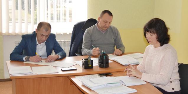 




Постійна комісія з питань розвитку інфраструктури та житлово-комунального господарства розглянула питання сесії обласної ради


