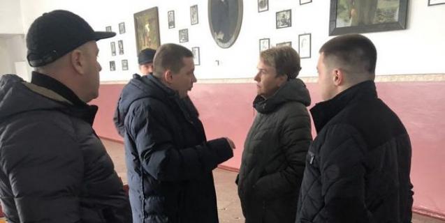 




Керівники району з робочим об’їздом відвідали села Кам’янщини


