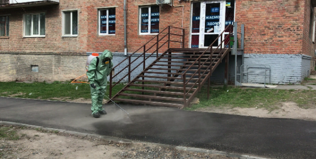 




Рятувальники Черкащини проводять дезінфекцію місць скупчення людей


