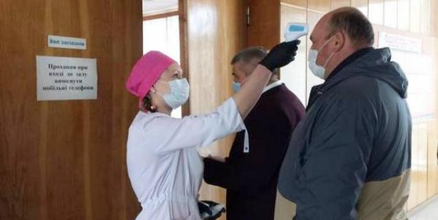 




На сесії районної ради внесли зміни до низки програм та перерозподілили кошти на найважливіші потреби галузей


