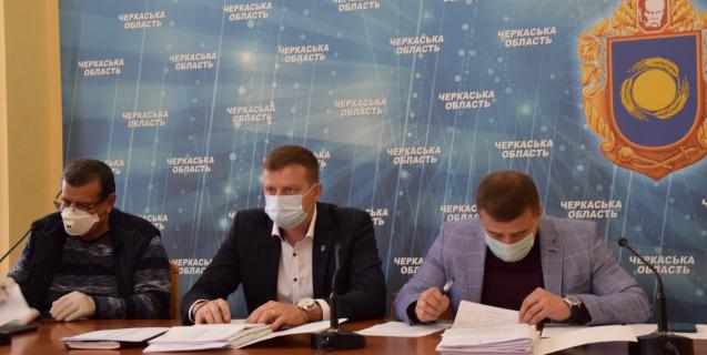 




До програми охорони природного середовища члени комісії погодили включити 9 нових заходів та внести зміни ще до шести, а також оголосити два нових заповідники


