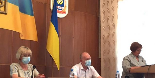 




Депутати погодили звільнення очільниці медичного закладу 



