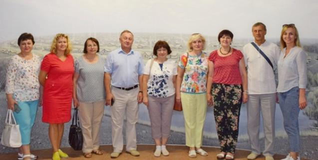 




Уманчани відвідали Тальнівщину: Свого не цураємось і чужому навчаємось!



