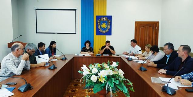 




В обласній раді створено робочу групу щодо питання подальшого функціонування Чигиринського навчально-реабілітаційного центру



