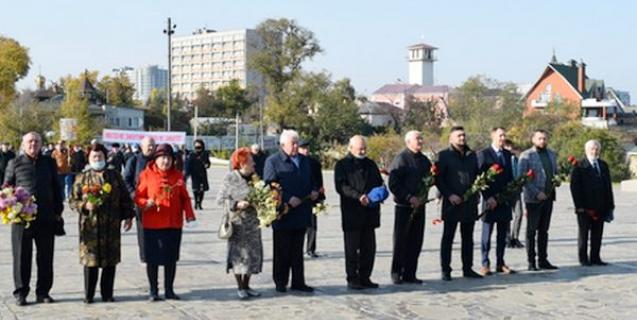 




Сьогодні - 76-та річниця визволення України від нацистських загарбників


