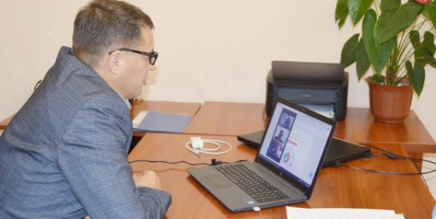 




Роман Сущенко провів zооm-конференцію із представницею Спеціальної моніторингової місії ОБСЄ в Україні


