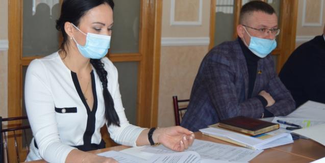 




Комісія підтримала програму охорони навколишнього природного середовища на 2021-2027 роки та рекомендувала її на розгляд сесії


