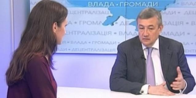 




Сергій ЧЕРНОВ: Сьогодні повноваження всіх рад незалежно від кількості населення абсолютно однакові 


