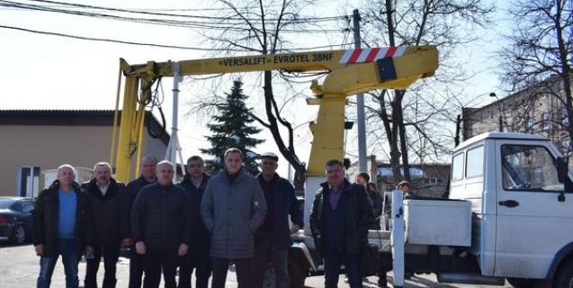 




У віддалені села громади – вуличне освітлення


