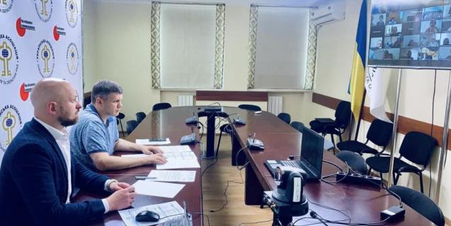 




УАРОР поінформувала районні ради про результати участі в конституційному процесі та Консультативній раді при Голові ВРУ


