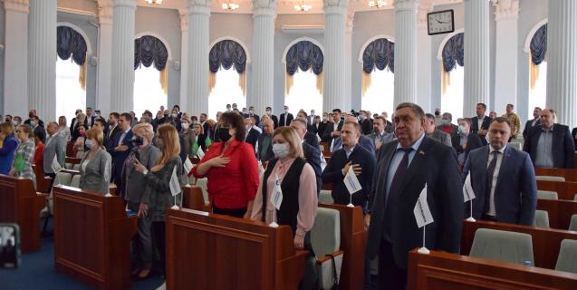 




Боротьба з корупцією, безпека, профілактика злочинності, підтримка регіональних ЗМІ: на сесії облради затвердили низку програм і звернень


