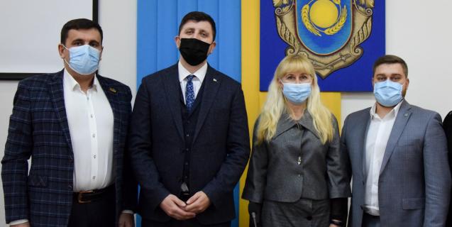 




Черкащину з робочим візитом відвідав голова Державної архівної служби


