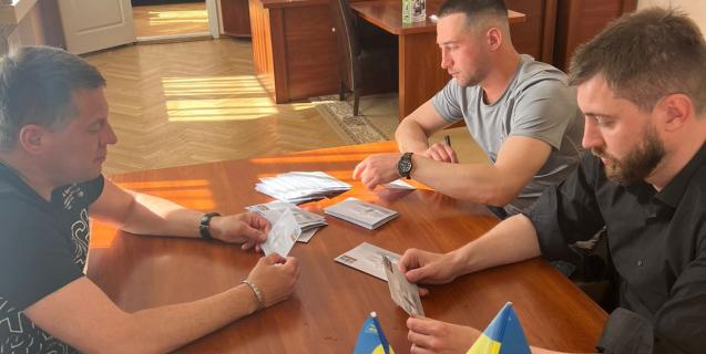 




Марки з "російським кораблем" продадуть на міжнародному аукціоні


