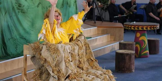 




Черкаські актори показали виставу для дітей у лікарні


