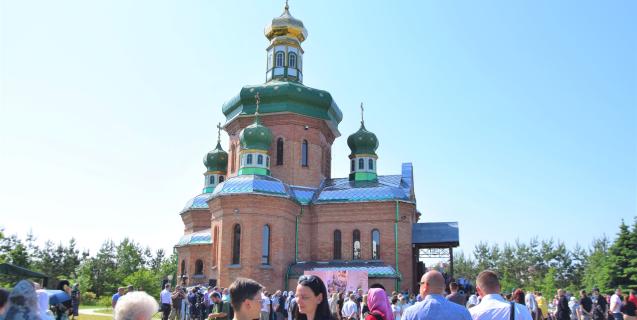 




Митрополит Епіфаній освятив храм у Черкасах


