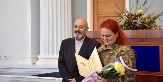 




У Черкасах привітали освітян з професійним святом


