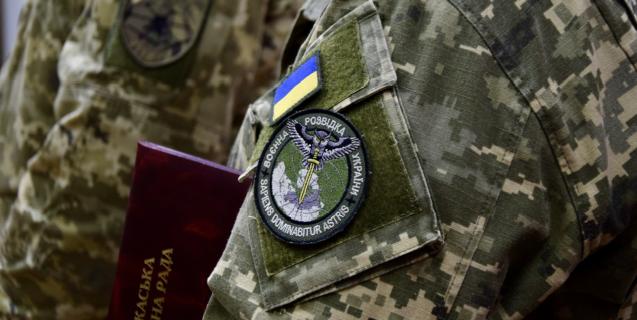 




Голова обласної ради відзначив добровольців


